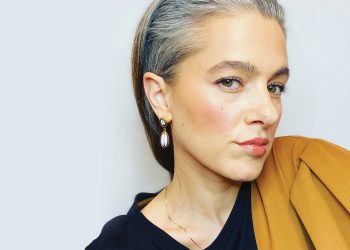 This Influencer Ditched Hair Dye And Embraced Her Silver Strands