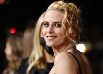 Kristen Stewart Looked Amazing in a Chanel Crop Top and