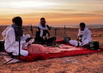 Mdou Moctar Announces 2022 Tour, Releases Live at the Niger