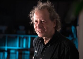 “A Daring Manifesto of Flamboyance: Howard Bloom’s Sexual Cosmos”