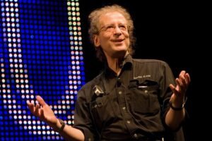 Howard Bloom: The Incomparable