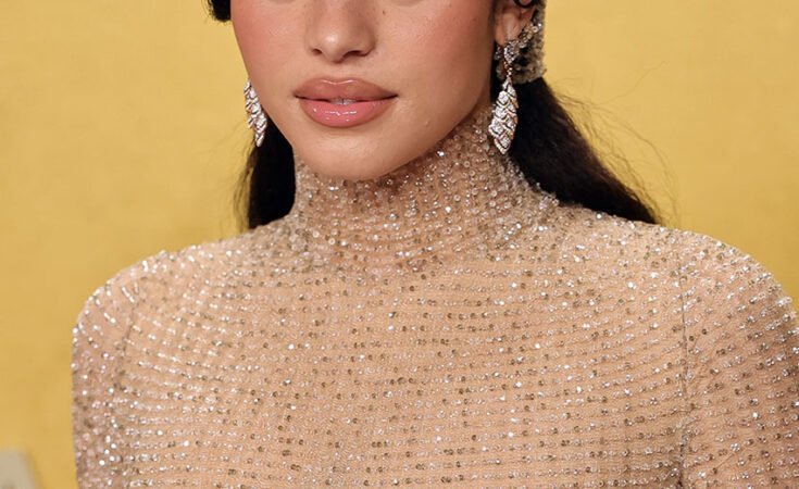 This Pretty Hat Trend Is What the Cool Girls Are Wearing