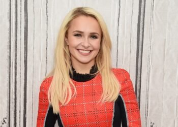 Nashvilles Charles Esten Speaks Out After Former Costar Hayden Panettieres Death