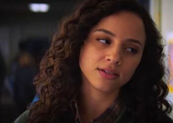 Fear Streets Kiana Madeira Is Hunted by a Scary Predator in Beware Boiúna Trailer