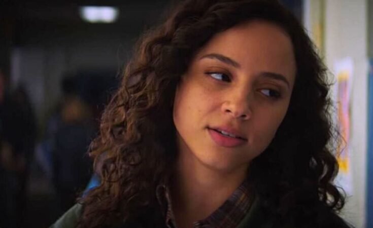 Fear Streets Kiana Madeira Is Hunted by a Scary Predator in Beware Boiúna Trailer