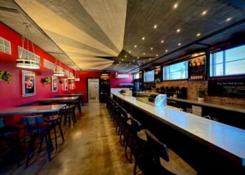 Maynard James Keenan Opening Queen B Sushi Restaurant in Arizona