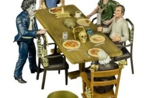 DO YOU SMELL BBQ? TRICK OR TREAT STUDIOS UNVEILS MULTI-PIECE THE TEXAS CHAINSAW MASSACRE DINNER SCENE PLAYSET | HNN