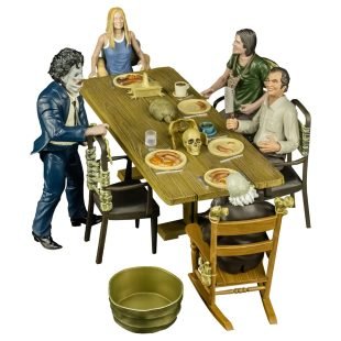 DO YOU SMELL BBQ? TRICK OR TREAT STUDIOS UNVEILS MULTI-PIECE THE TEXAS CHAINSAW MASSACRE DINNER SCENE PLAYSET | HNN