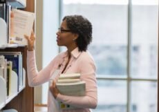 So You Want to Be a Readers Advisory Librarian