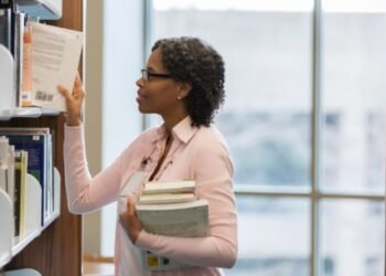 So You Want to Be a Readers Advisory Librarian