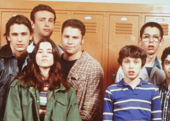 How Freaks & Geeks Looming Cancellation Made It A Better Show – TVLine