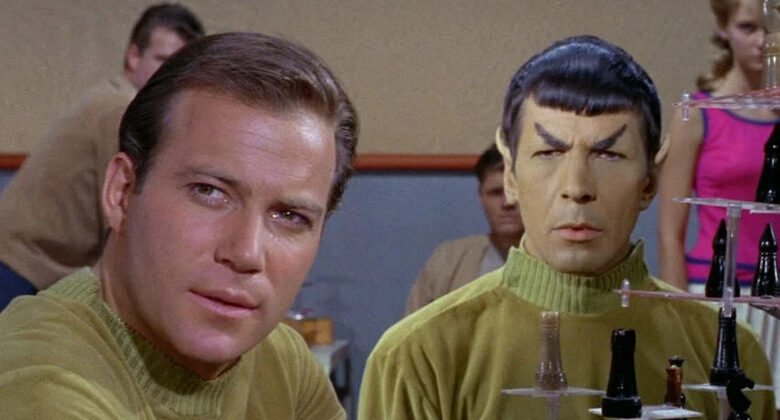 Before Star Trek, William Shatner Worked With Leonard Nimoy On A Classic Spy Series – TVLine