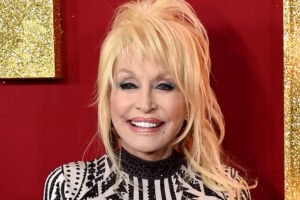 Quote Of The Day By Dolly Parton: I Often Say Im Comfortable In My Own Skin No Matter How… – TVLine