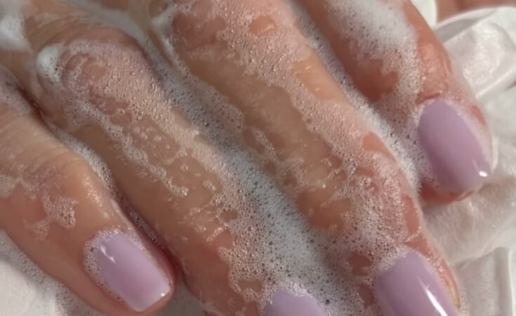 Autumns First Trending Manicure Is Here, and Its Undeniably Chic