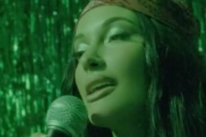 Kacey Musgraves Keeps Her Album Campaign Rolling with The Mexico Honey Video
