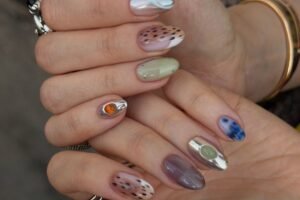 The Stars Have Spoken—This Is the Nail Design You Should Choose, Based On Your Horoscope