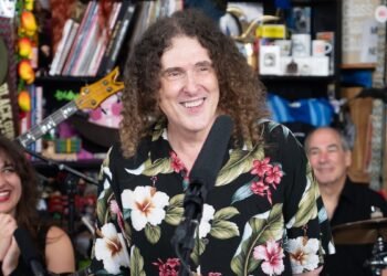 Weird Al Returns to NPRs Tiny Desk 16 Years After Last Visit, This Time with a Full Band