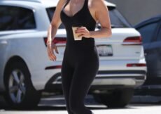Hold the Sneakerinas—This Classic Trainer Trend Makes Leggings Look Far Chicer