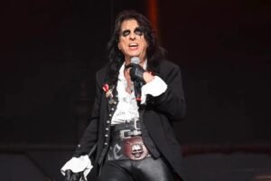 Alice Cooper Says Crack Cocaine Almost Killed Him Back in the Day