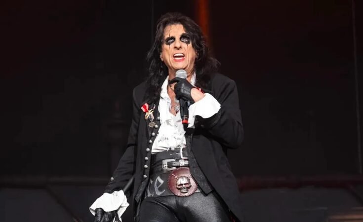 Alice Cooper Says Crack Cocaine Almost Killed Him Back in the Day