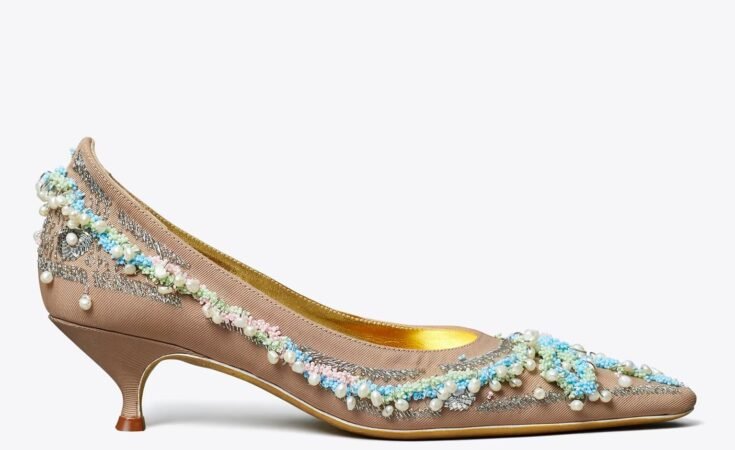 Dont Be Boring: These Fall It Shoes Are the Secret to Cool Outfits in 2026
