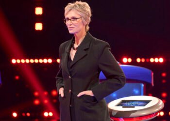 Celebrity Weakest Links Jane Lynch Reveals the Most Surprising Season 2 Contestants & More