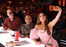 AGT Live Blog: Who Will Get Kenan Thompsons Golden Buzzer on Night 3 of Quarterfinals?