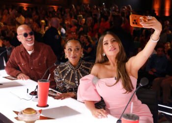 AGT Live Blog: Who Will Get Kenan Thompsons Golden Buzzer on Night 3 of Quarterfinals?