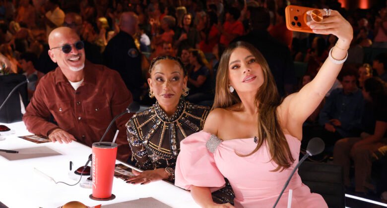 AGT Live Blog: Who Will Get Kenan Thompsons Golden Buzzer on Night 3 of Quarterfinals?