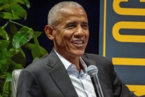 Barack Obama and Josh Turek Hit the Court for Iowas Push for Change