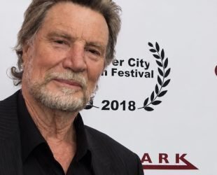 VERNON WELLS OF COMMANDO AND WEIRD SCIENCE JOINS WITCHCRAFT: THE LANTERNE OF LIGHT | HNN