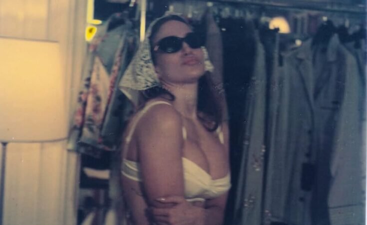 Jennifer Lopez Claims Leo Season as Her Own With 265,000 Likes