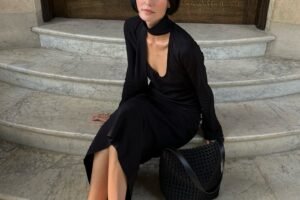 15 Minimalist-But-Cool Outfits the Chicest Women Will Be Wearing This Fall