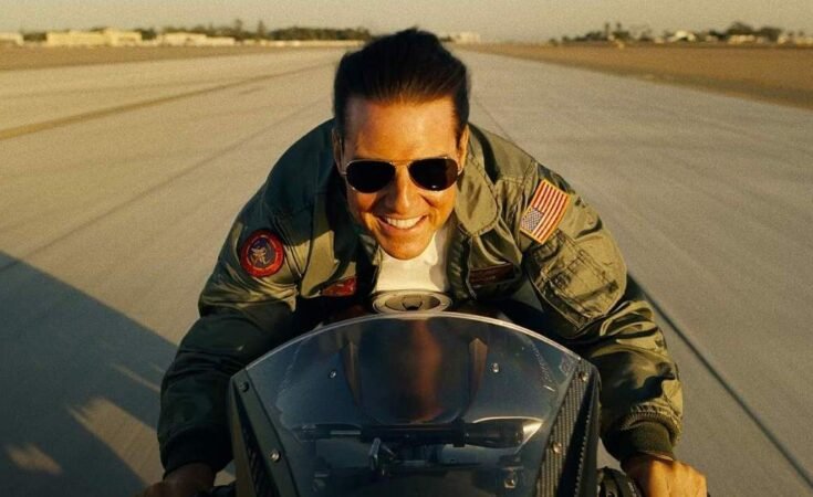 Tom Cruise & Zack Snyder Have a Similar Take on AI in Movies